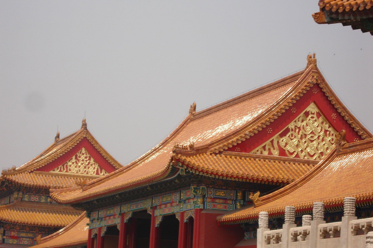 故宫琉璃瓦 · Forbidden City Tiles
