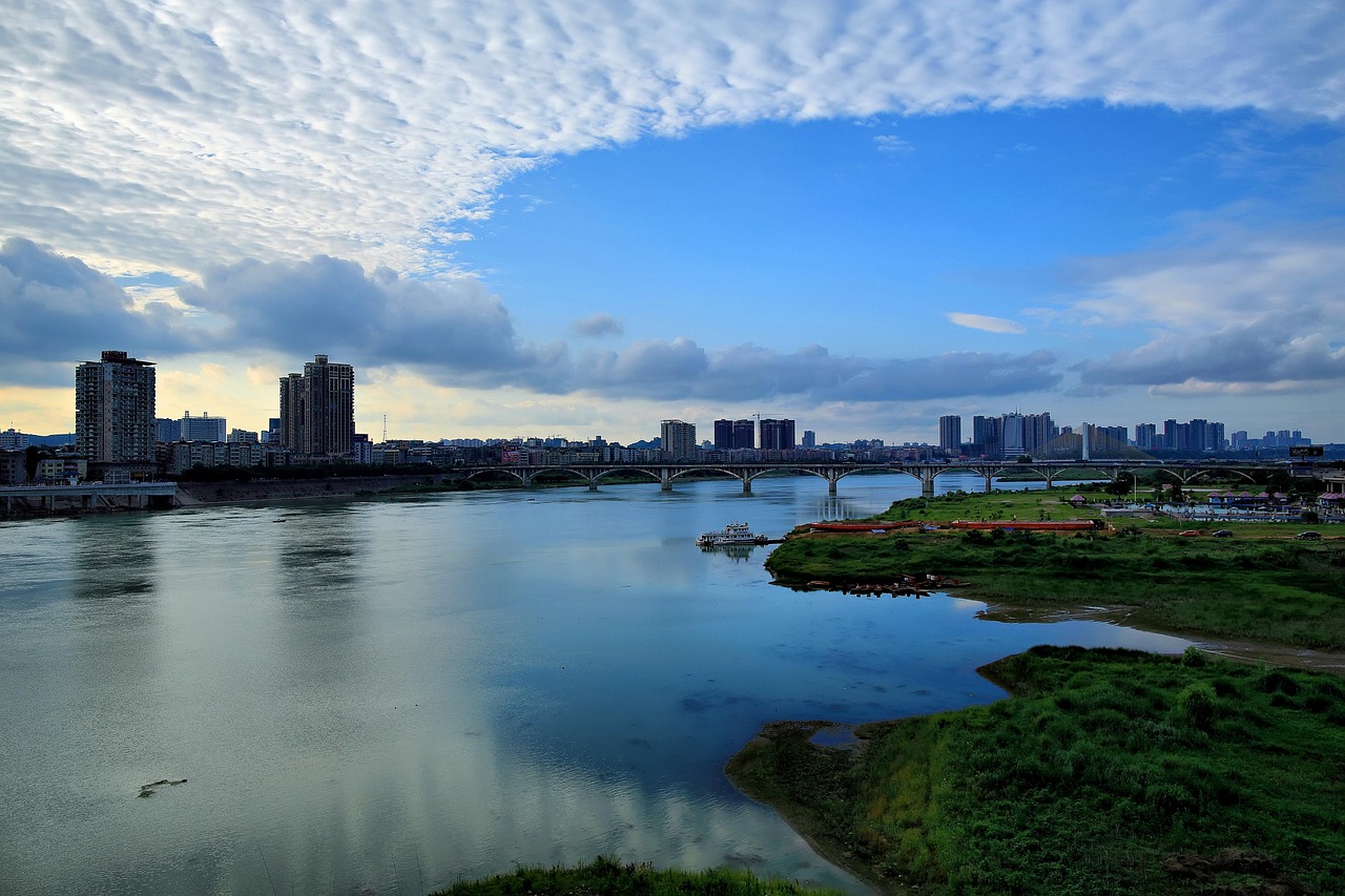 漓江山水 · Li River Scenery