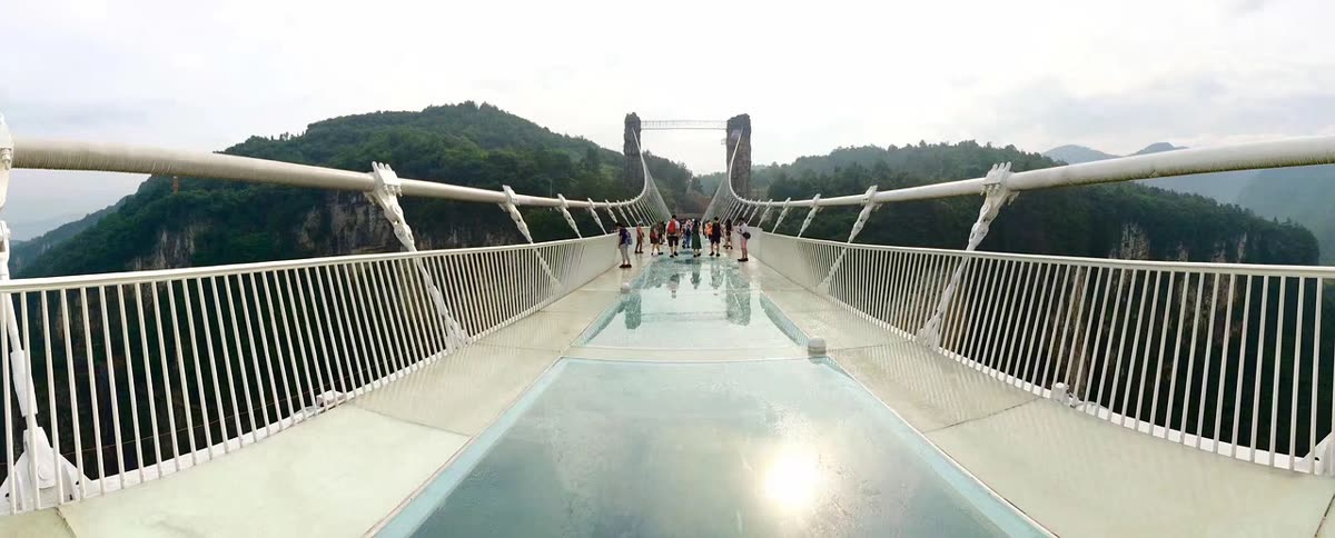 大峡谷玻璃桥 · Grand Canyon Glass Bridge