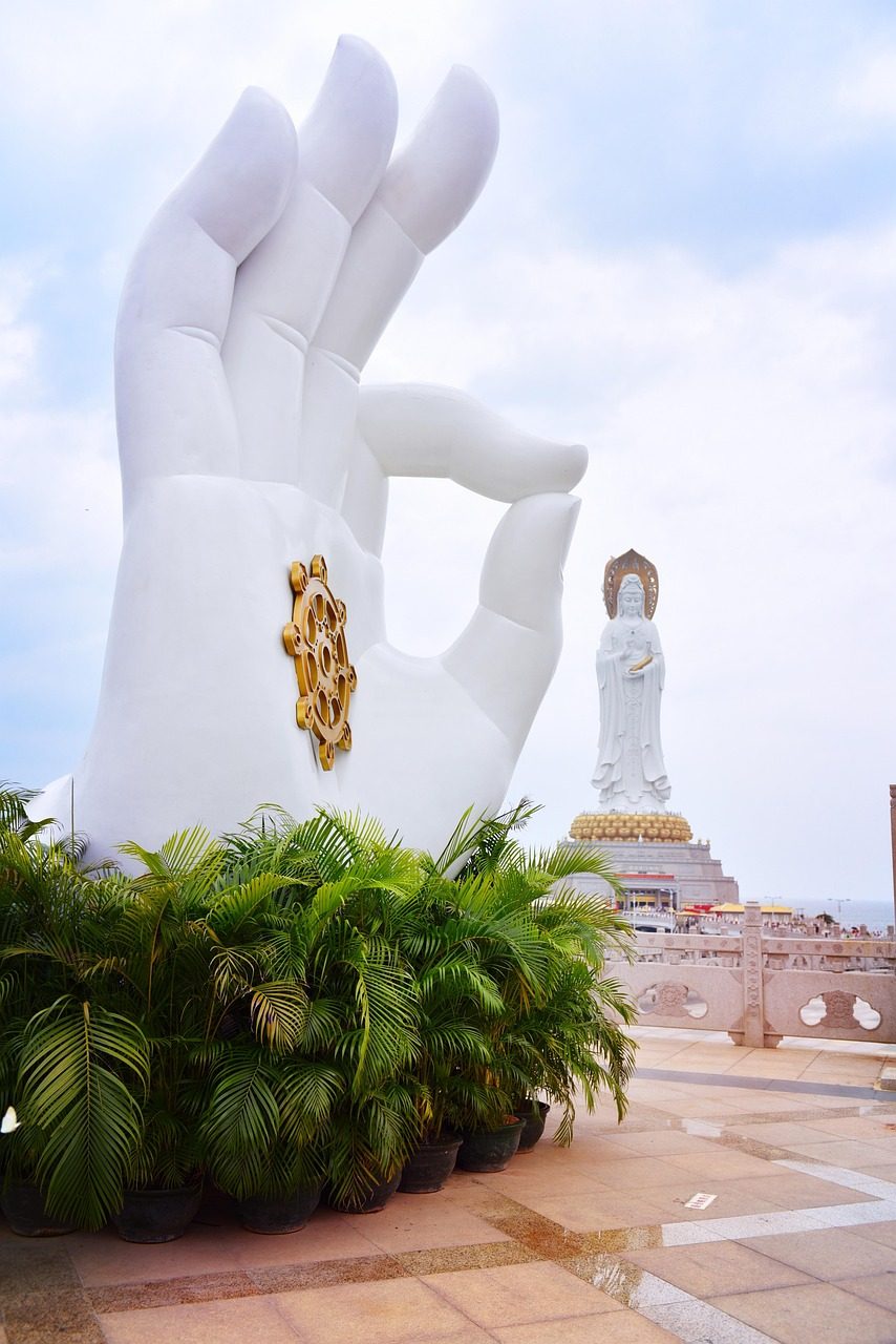 南山海上观音 · Guanyin of Nanshan