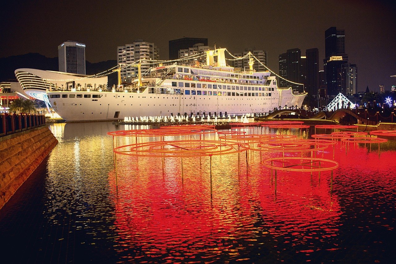 海上世界明华轮 · Minghua Ship at Sea World